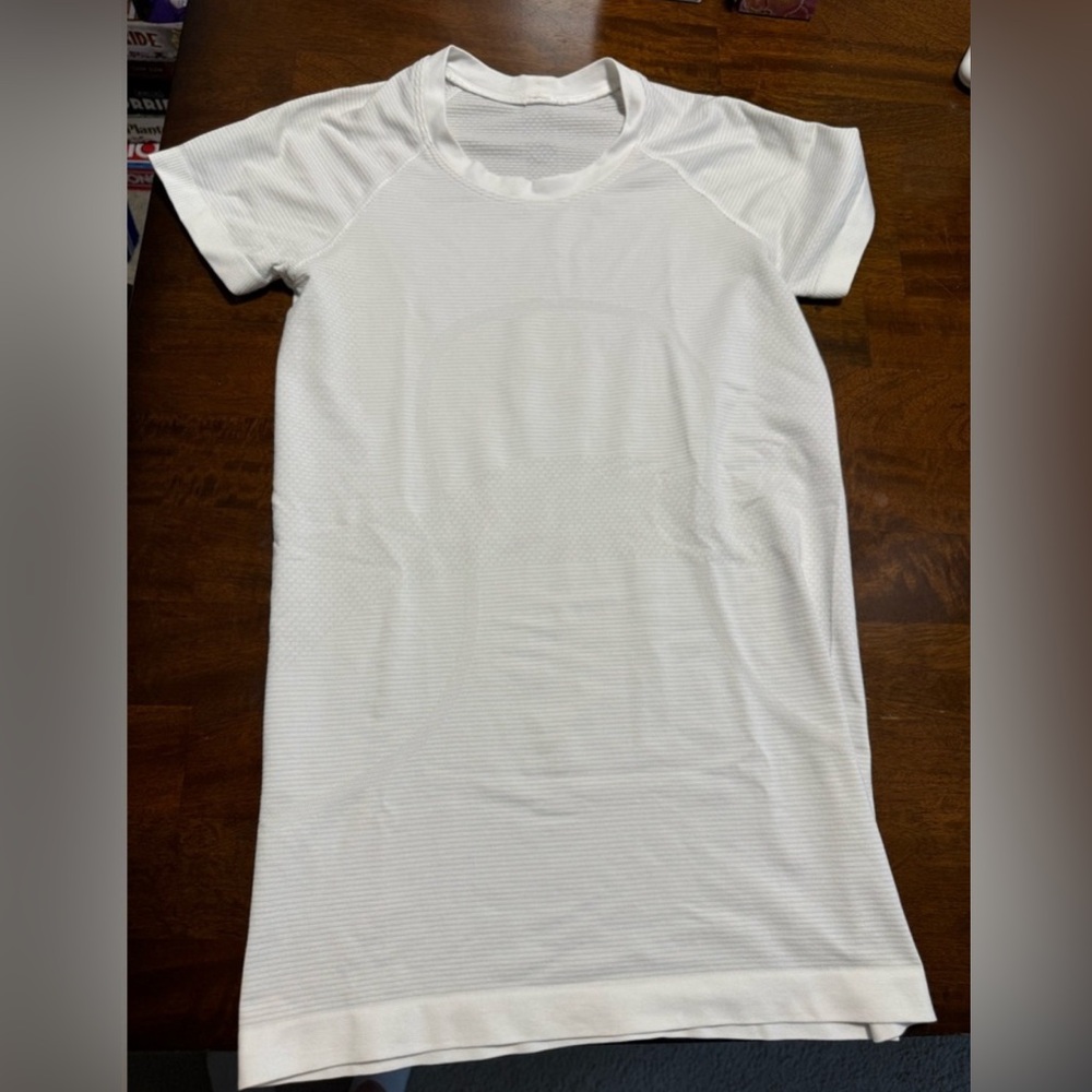 LULULEMON SWIFTLY TECH 2.0 SHIRT